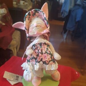 Annalee easter parade girl Bunny Doll with Pink Ears and Dress